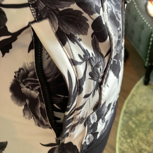 🍋Lulu Floral Jacket - Picture 10 of 11